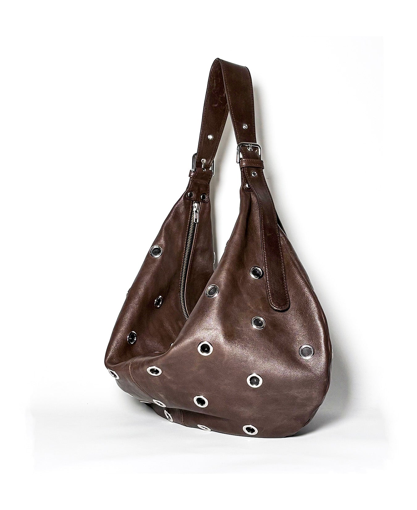 The 407 Grommet Hobo in Brown
