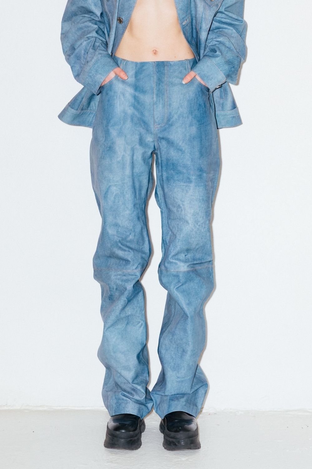 No Waist Leather Pants in Distressed Denim