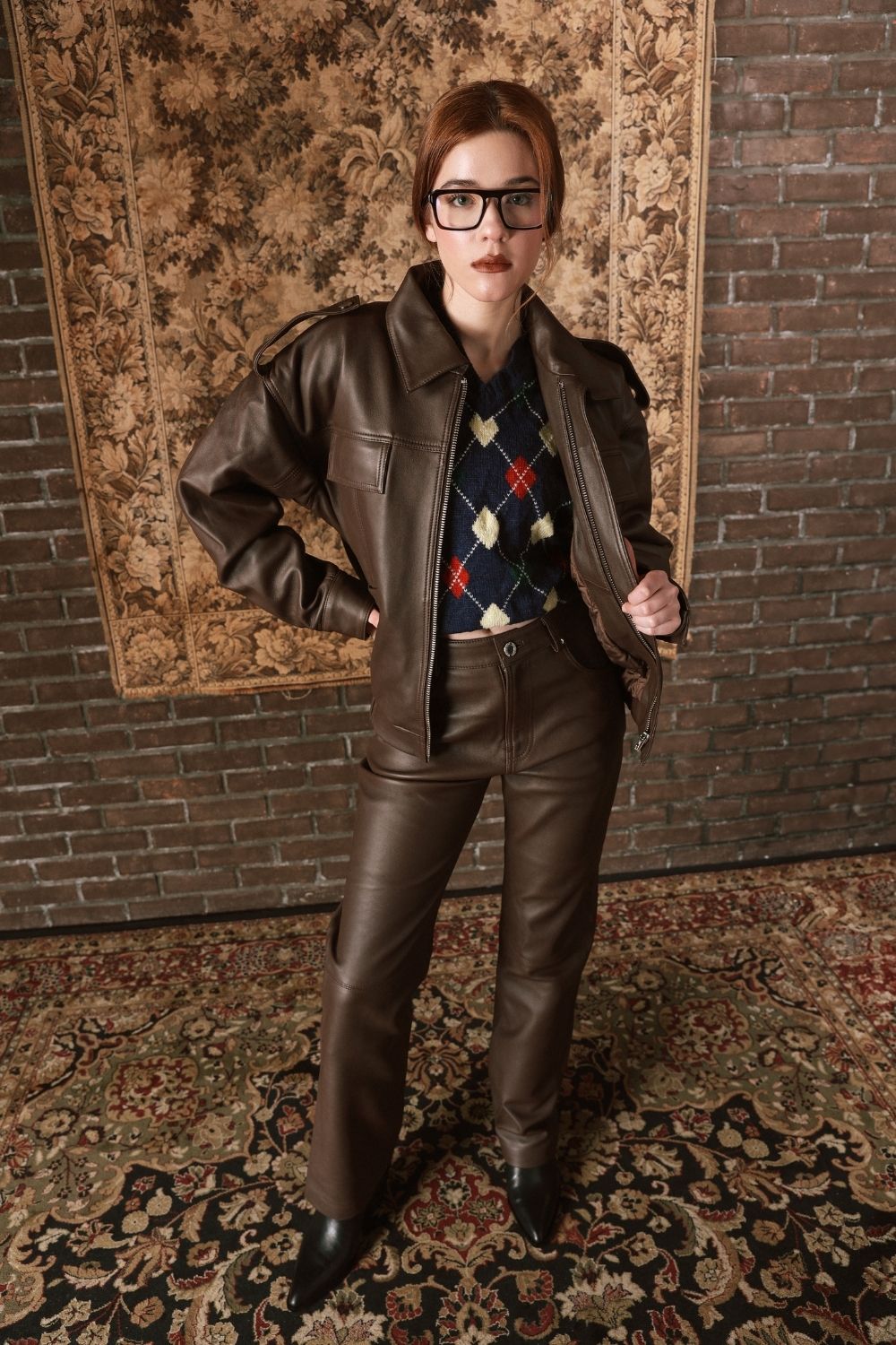 Mid-Rise Straight Fit Leather Pants in Espresso